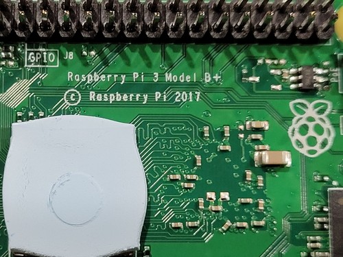 Raspberry Pi 3 Model B+ and FLIRC Case Sandisk & 16GB Micro SD - Afbeelding 8 van 9
