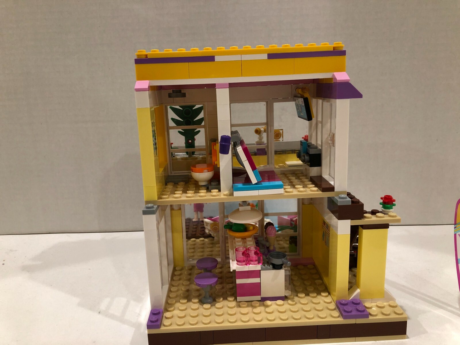 Picture 6 of 10