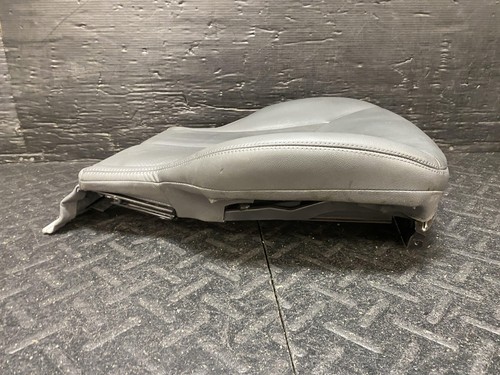 03-06 SL500 FRONT DRIVER LEFT SEAT BOTTOM CUSHION BLACK LEATHER A2309100122 - Picture 3 of 9
