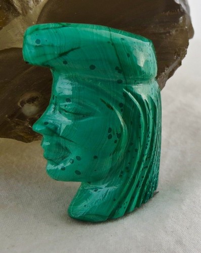 HANDCRAFTED 36 MM NATURAL MALACHITE KING HEAD 106 CARATS CARVED GEMSTONE PENDANT - Picture 3 of 5