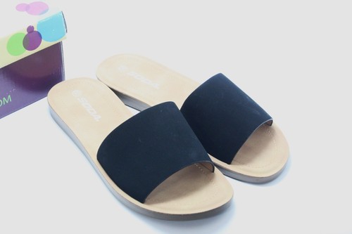 Soda Women's Black Slip-On Fashion Casual sandals Size 10 US - Style No Efron - Picture 3 of 8
