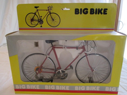 Mytek Big Bike 1:10 Scale Die Cast Metal Replica Model Bicycle Red No. MY-0105 - Picture 13 of 13
