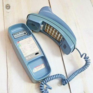 Vintage-80s-Aqua-Blue-Home-Telephone-Wall-Kitchen-Retro-Chorded