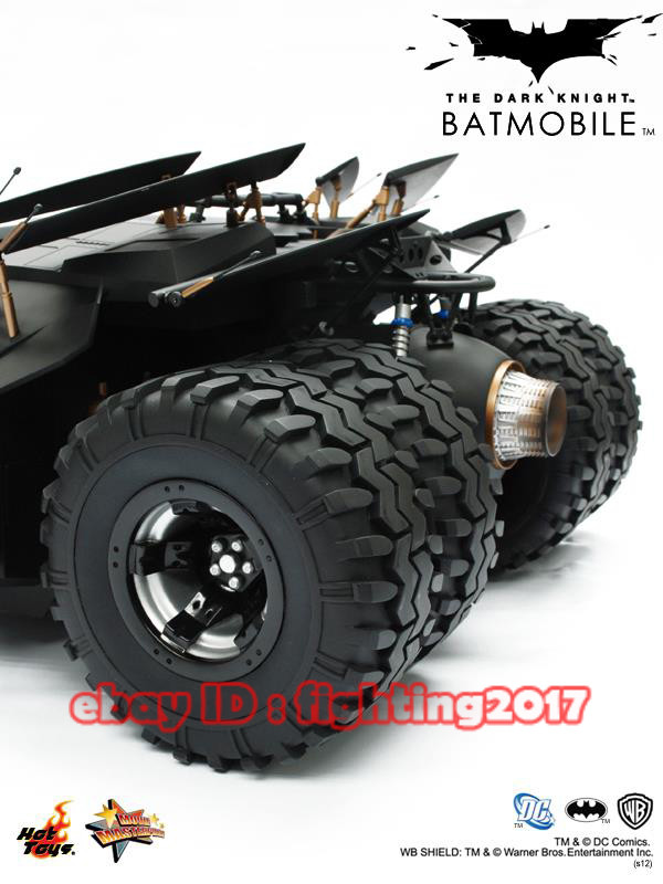 パ*パ様 ダークナイト　バットモービル　BATMOBILE MMS 69　ホット NEW Hot Toys MMS69 Batman Batmobile Tumbler 1/6 Scale Movie