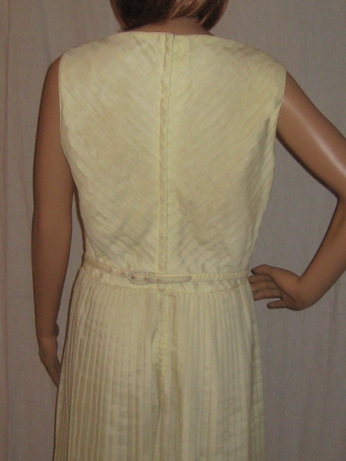 Vintage 1950s Pleated Dress Lemon Yellow Bow Belt… - image 6