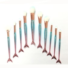 makeup brush