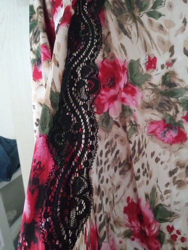 Secret Treasures Women's Floral Satin Lace Charmeuse Belted Satin SZ XL (16-18) - Picture 3 of 4