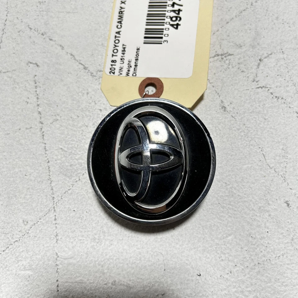 2015-2020 Toyota Camry XLE Center Cap Hub Cap Toyota Highlander OEM - Image 2 of 4
