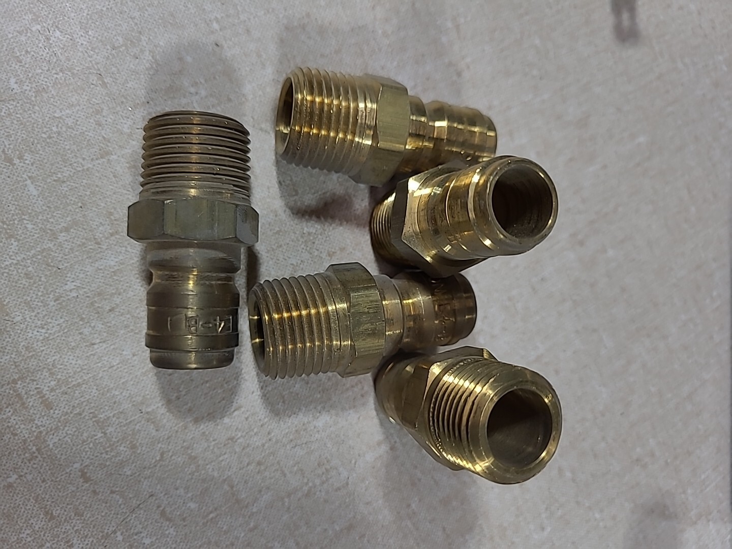DIXON E4-B  BRASS PNEUMATIC NIPPLE QUICK CONNECT FITTINGS 1/2 PIPE( 5 x PACK)-image