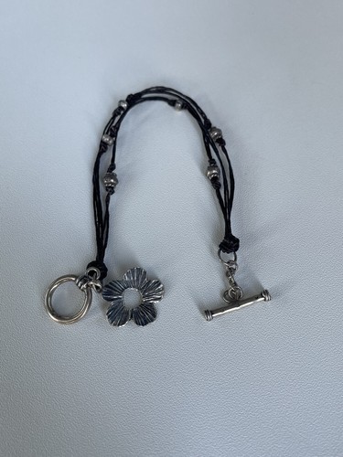 VINTAGE HANDGEFERTIGTES DAMENARMBAND MIT FADEN UND SILBERBLUME. - Bild 3 von 3