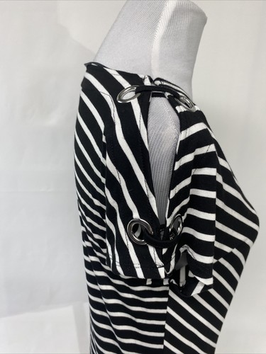 Cable & Gauge Women's XS Black & White Striped Cold Shoulder Stretch Top $48 - Picture 8 of 12