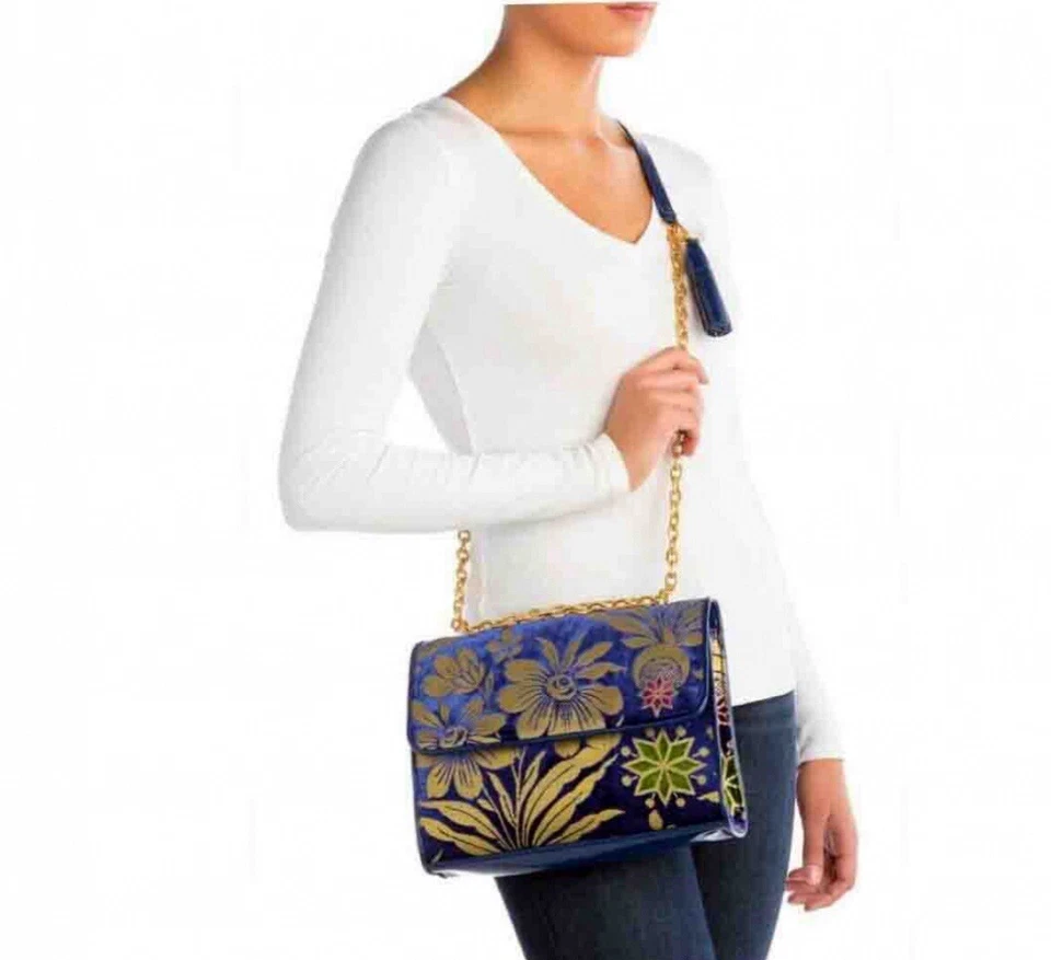 BOLSO TORY BURCH GRANDE FLEMING CÓSMICO FLORAL CONVERTIBLE TERCIOPELO/CUERO Foto 3 de 4