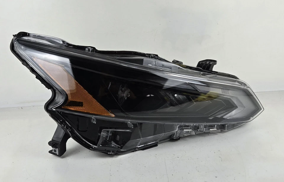 ¡Dañado! Faro LED negro lado pasajero derecho Nissan Altima OEM 2023-2024 Foto 2 de 4
