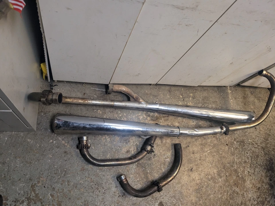 1983 Suzuki GS850G GS850 conjunto de tubos silenciadores de exaustão cromados - Imagem 4 de 4