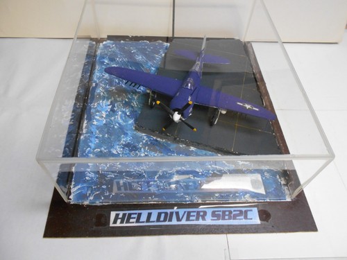 HELLDIVER WW II DIVE BOMBER - TAKE OFF FROM CARRIER 1/48 SCALE DIORAMA # 80 - Bild 2 von 22