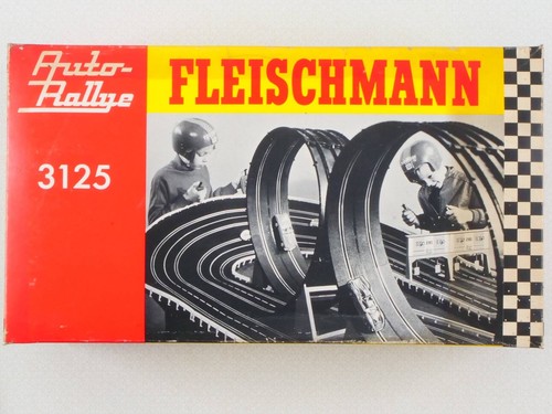 Fleischmann 3125 3124 3100 IN Set Looping Crossing Race Track Boxed 1704-21-39 - Picture 1 of 4