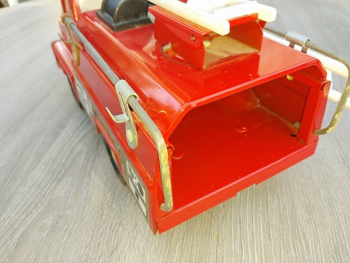Vintage 1960's Structo by Ertl Toys Pressed Steel Fire Rescue Truck antique - Picture 7 of 11