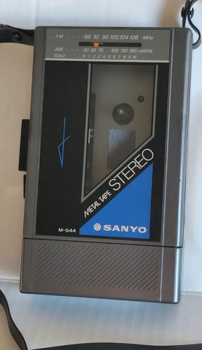Reproductor de casete estéreo vintage Sanyo M-G44 Walkman japonés ¡¡PROBADO BONITO!!! - Imagen 8 de 13