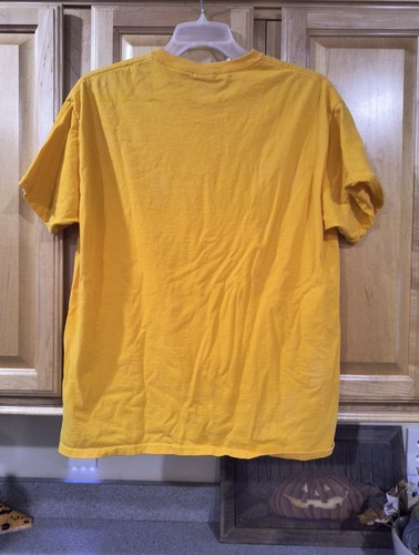 Iowa Hawkeyes Hayden Fry Mustache Short Sleeve Yellow Gold T-shirt Size Large - Picture 5 of 8