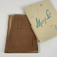 Mary Lee Seamed  Vintage Fine Nylon Stockings Size 10.5 Allure With Box