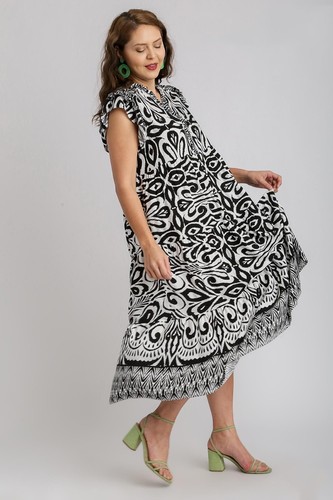 Umgee Two Tone Border Print Ruffle Cap Sleeve Midi Plus Dress - Picture 7 of 8
