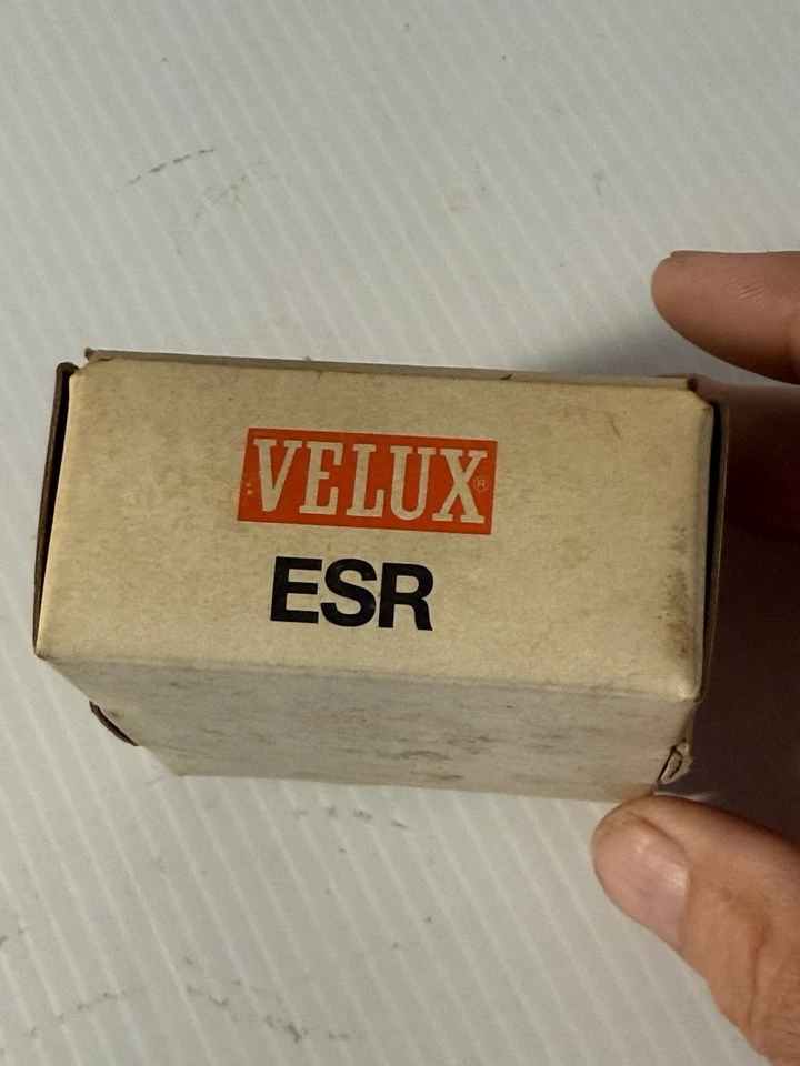 Pully de cable Velux ESR para cortinas de tela Velux Foto 2 de 4