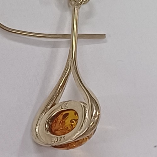 Sterling Silver And Amber Drop Earrings / 3g - Picture 10 of 11
