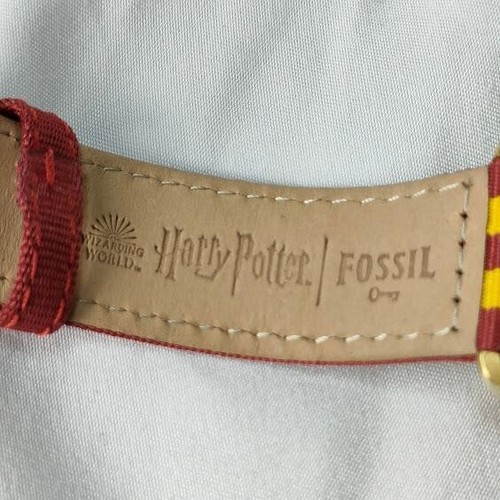 FOSSIL Harry Potter Gryffindor Uhr 43mm Quarz Damen rotes Zifferblatt rund gebraucht Japan - Bild 5 von 10