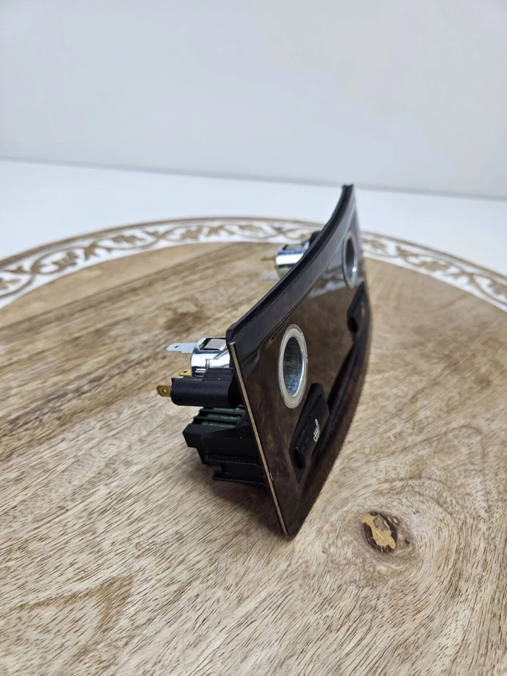 BMW 535XI 2008-10 consola central trasera 2 salidas asiento calefacción fabricante de equipos originales Foto 2 de 4