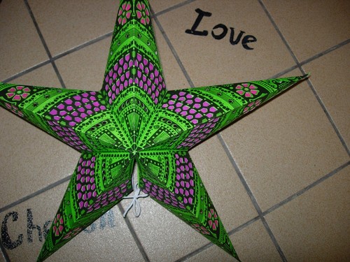 THREE DIMENSIONAL CARDBOARD STAR LANTERN--12" ACROSS--#A3 - Picture 8 of 14