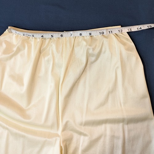 Vtg Adonna Womens S Pettipants Culotte Slip Beige Nylon USA Trimmable 24" Waist - Picture 6 of 7
