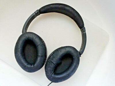 Bose QuietComfort 2 Acoustic Noise Cancelling Headphones QC2