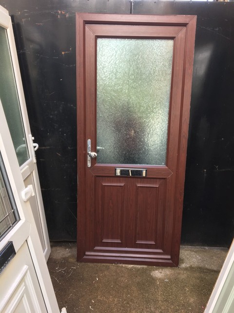 UPVC Door - Rosewood Brown - Toughened Safety Glass & key 206.5 x 91cm (DX07) UPVC Door - Rosewood Brown - Toughened Safety Glass & key 206.5 x 91cm (DX07)