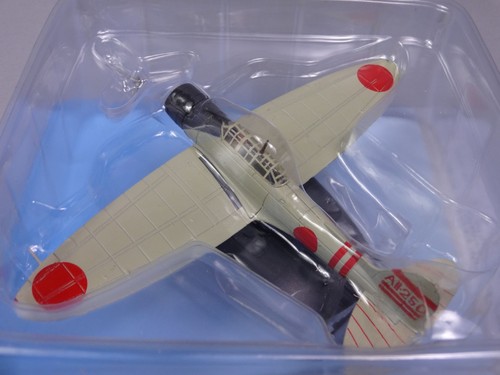Aichi 99 Warship Type11 1/87 Scale War Aircraft Japan Diecast Display vol27 - 第 4/11 張圖片