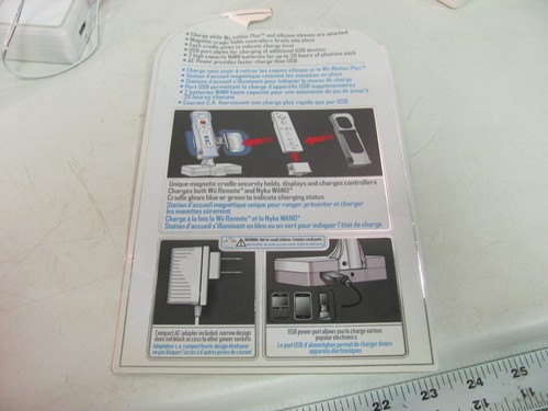 NYKO Charge Base 87048-E14 Induction Charging Stand for Nintendo Wii Controllers - Picture 10 of 10