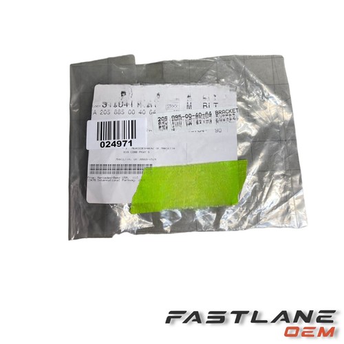 2016-2023 MERCEDES-BENZ C300/C63 FR CAMERA REAR BRACKET NEW OEM 205 885 00 40 64 - Picture 4 of 8