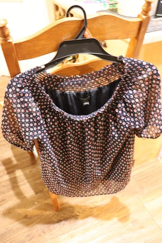 Ann Taylor Women Small Short sleeve Blouse