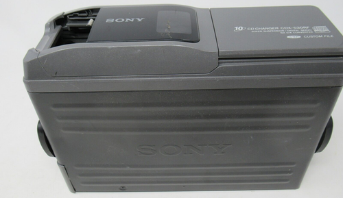 SONY MOBILE 10-DISC CD CHANGER, COMPACT DISC PLAYER W/ MOUNT CDX-530RF UNTESTED - Picture 11 of 12