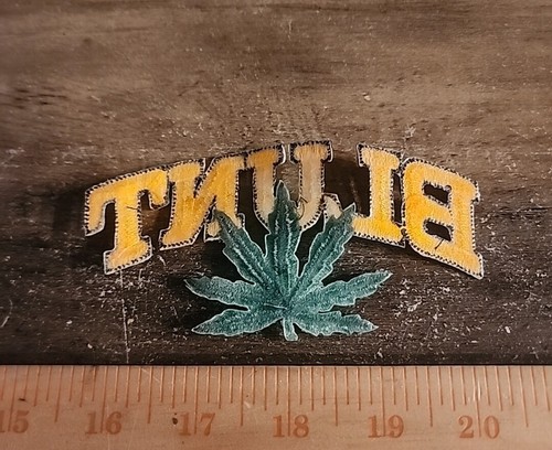 Blunt Yellow With Leaf Patch Weed Embroidered Iron On 5" × 2.5" FREE SHIPPING - Picture 2 of 2