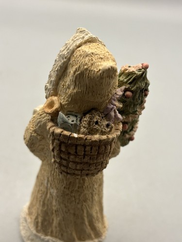 Christmas Santa figurine tree brown white basket of toys 4.5" - Picture 5 of 10