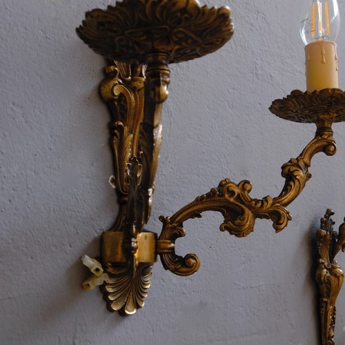 Coppia applique lei e lui due bracci con luce - Foto 8 di 21