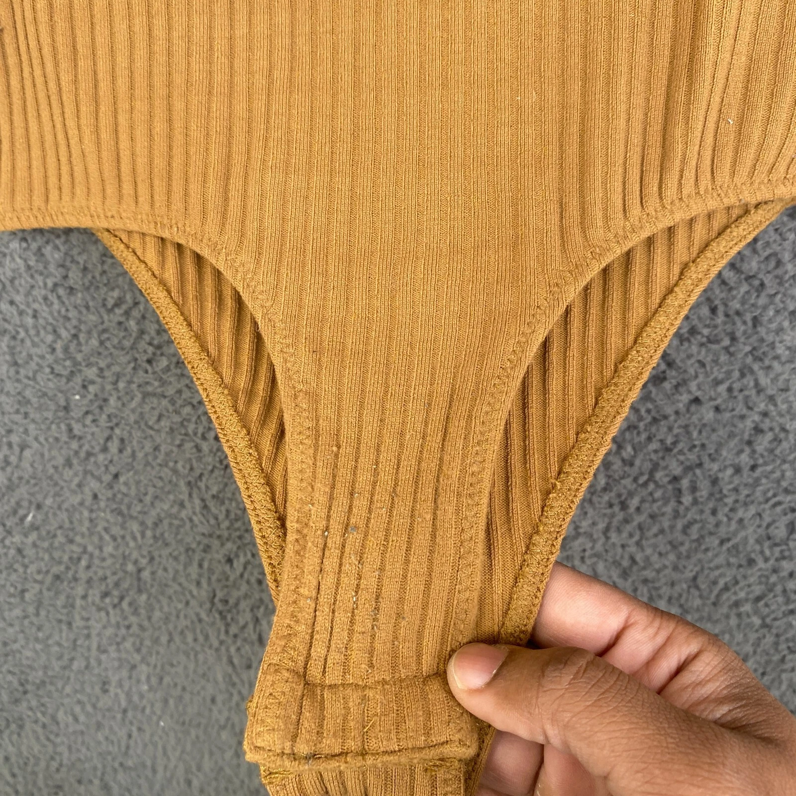 vuori bleeker long sleeve mock neck ribbed 