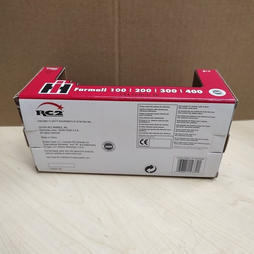 Ertl Britains 1/64 Farmall 100 200 300 400 Collector Set #14332A NIB - Picture 7 of 7