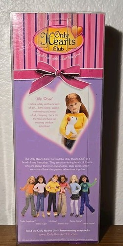 Only Hearts Club LILY ROSE con perro suave muñeca posable nueva en caja - Imagen 5 de 6