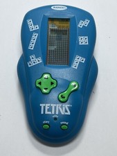 Radica Tetris Electronic Handheld Pocket Game 2000 Tested and Works
