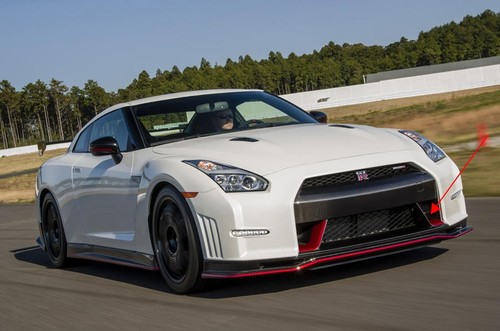 Nissan OEM STRIPE-ACCENT,FRONT BUMPER LH For R35 GT-R 2015-2016 - Picture 5 of 12