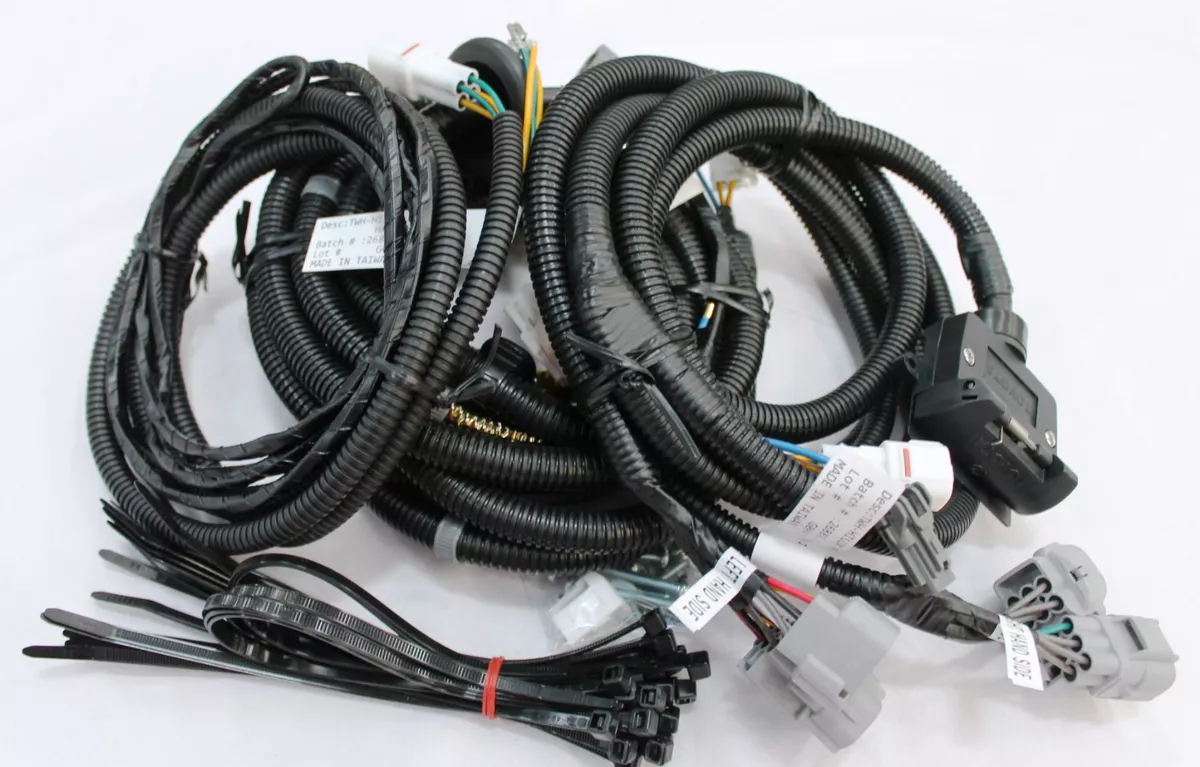 TOYOTA HILUX TOWBAR WIRING HARNESS 7 FLAT WMATE SR SR5 BLACK FEB 05 JULY 15
