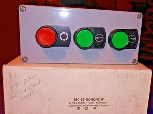 MC-3B-NONONC-F-3-Button-Push-Button-Station