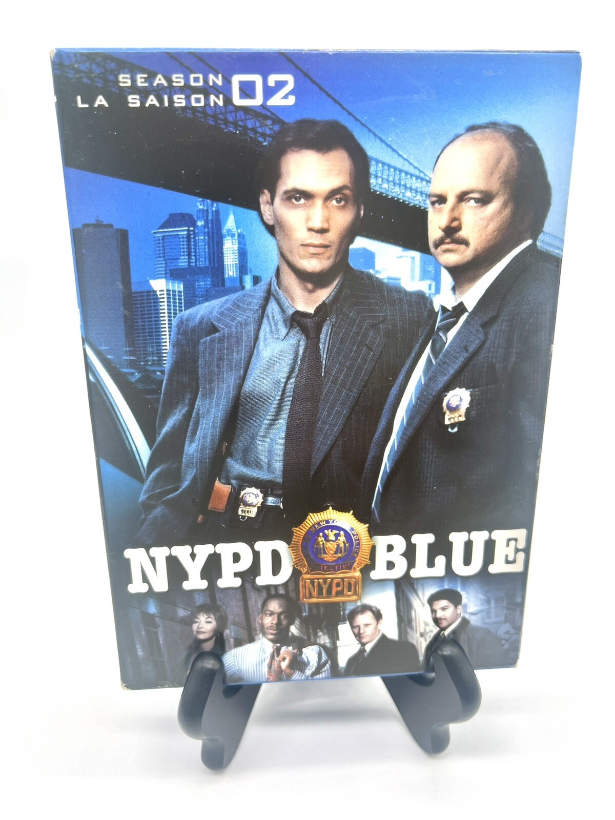 David Of Nypd Blue Crossword Clue - j1qebzm