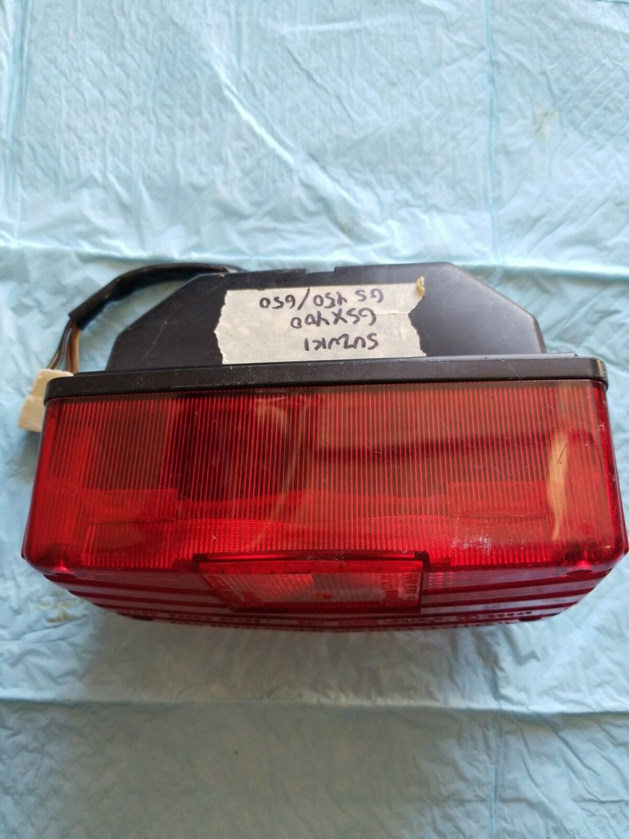VINTAGE SUZUKI TAIL / BRAKE LIGHT LENS TOKAIDENSO 35710-32 VINTAGE SUZUKI TAIL / BRAKE LIGHT LENS TOKAIDENSO 35710-32